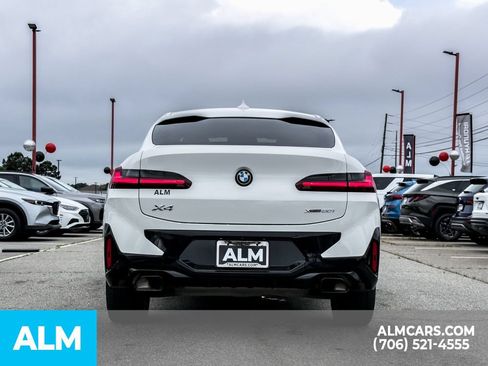 Used 2023 BMW X4 xDrive30i AWD/4WD image 5