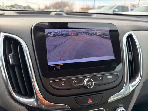 Used 2020 Chevrolet Equinox LT image 27
