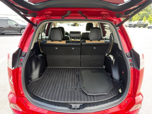 Used 2016 Toyota RAV4 Limited AWD/4WD image 30