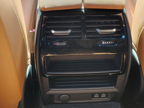 Used 2023 BMW 530i w/ Convenience Package image 12