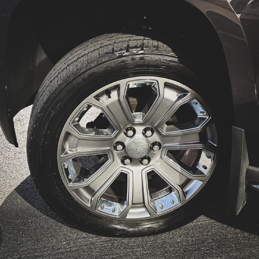 Used 2017 GMC Yukon Denali AWD/4WD image 27