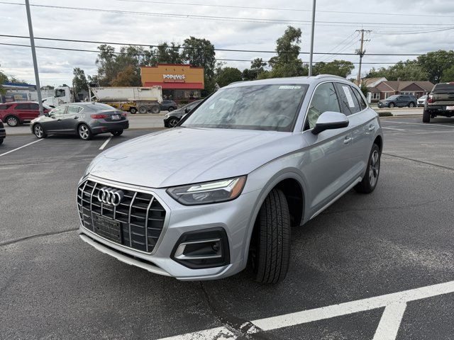 Used 2022 Audi Q5 2.0T Premium Plus AWD/4WD image 2