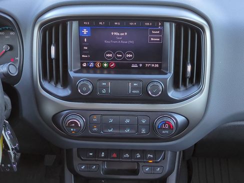 Used 2019 Chevrolet Colorado Z71 image 18