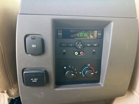 Used 2014 Ford Expedition EL XLT w/ Equipment Group 202A AWD/4WD image 29