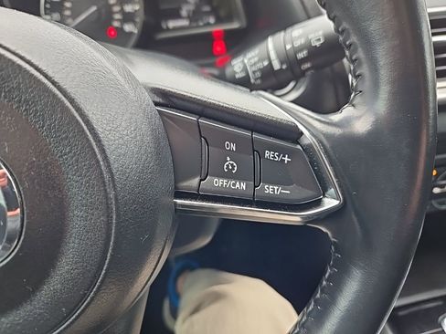 Used 2018 MAZDA MAZDA3 Touring image 15