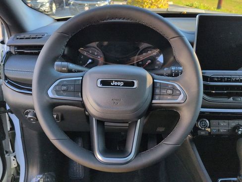 New 2026 Jeep Compass Limited image 12