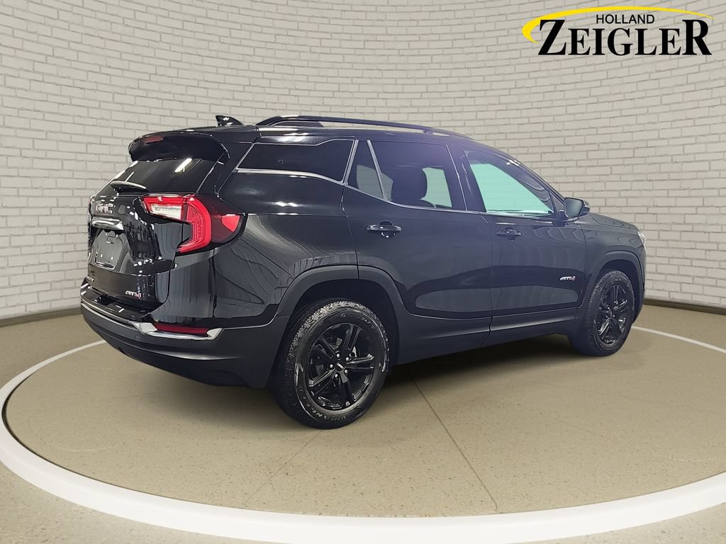Used 2023 GMC Terrain AT4 AWD/4WD image 5