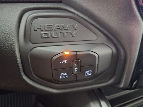 New 2026 RAM 3500 Big Horn AWD/4WD image 28