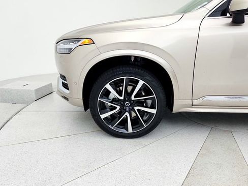 New 2025 Volvo XC90 B6 Plus w/ Protection Package Premier image 30