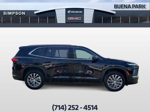 Used 2026 Buick Enclave Preferred image 9