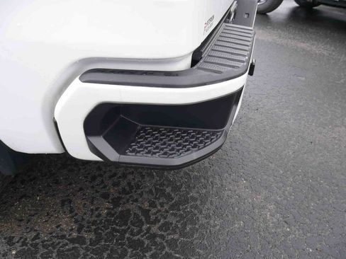 Used 2021 GMC Sierra 1500 Elevation w/ X31 Off-Road Package image 9