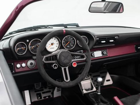 Used 1997 Porsche 911 Carrera 4 image 11