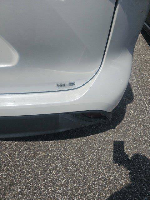 Used 2023 Toyota Highlander XLE FWD image 8