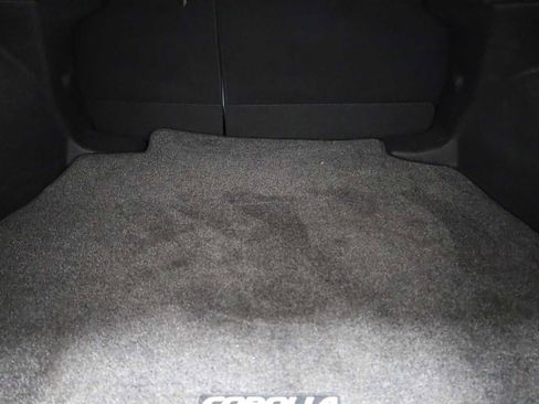 Used 2023 Toyota Corolla SE image 35