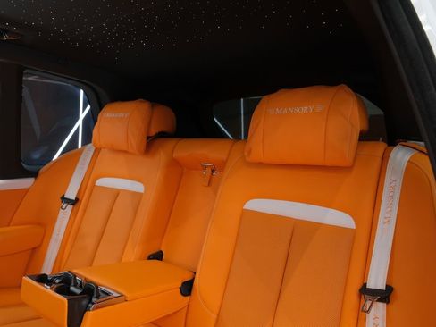 Used 2024 Rolls-Royce Cullinan AWD/4WD image 45