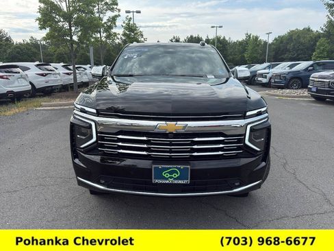 Certified 2025 Chevrolet Suburban Premier AWD/4WD image 2