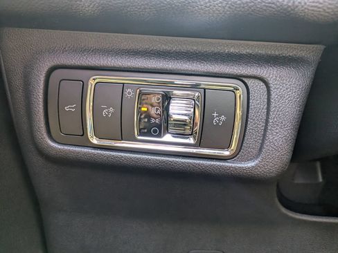 Certified 2023 Lincoln Corsair Reserve FWD image 28
