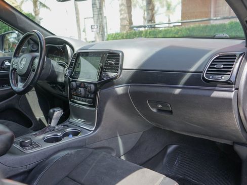 Used 2020 Jeep Grand Cherokee Trailhawk image 38