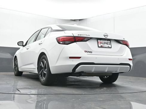 Used 2024 Nissan Sentra SV FWD image 48