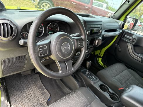 Used 2012 Jeep Wrangler Sport AWD/4WD image 11