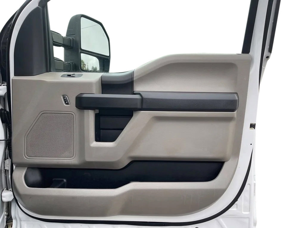 Used 2019 Ford F250 XL w/ Power Equipment Group AWD/4WD image 14