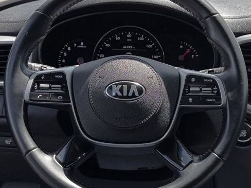 Used 2020 Kia Sorento EX AWD/4WD image 18