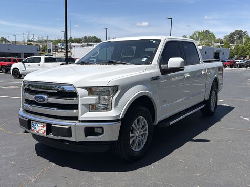 Used 2015 Ford F150 Lariat w/ Trailer Tow Package AWD/4WD image 3