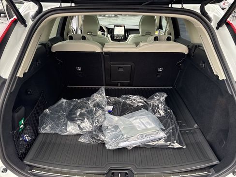New 2026 Volvo XC60 T8 Ultra w/ Protection Package Premier AWD/4WD image 49