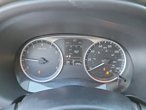 Used 2024 Nissan Kicks S image 17