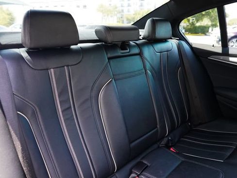 Used 2020 BMW M550i xDrive AWD/4WD image 18
