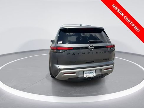 Certified 2025 Nissan Pathfinder SL w/ SL Premium Package AWD/4WD image 7