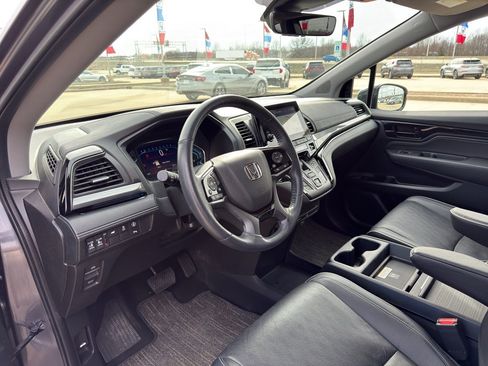 Used 2023 Honda Odyssey Elite image 9