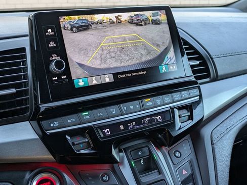 Used 2025 Honda Odyssey Sport-L image 16