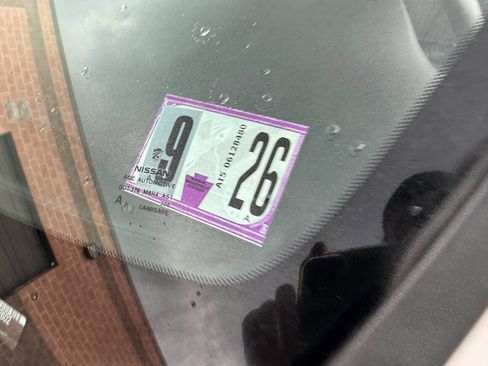 Used 2018 Nissan Leaf S w/ S Charge Package image 19