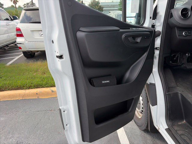 Used 2026 Mercedes-Benz Sprinter 2500 image 11