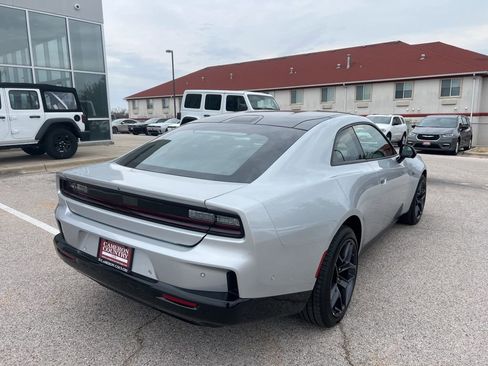 New 2024 Dodge Charger R/T w/ Plus Group image 3
