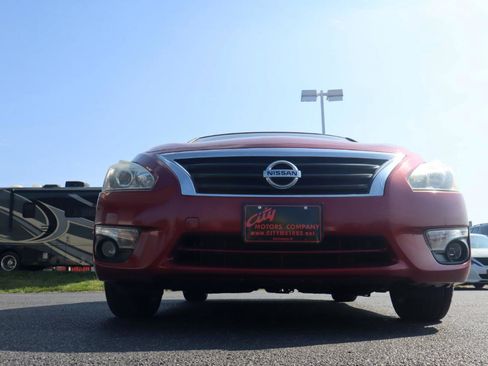 Used 2015 Nissan Altima 2.5 SV FWD image 5