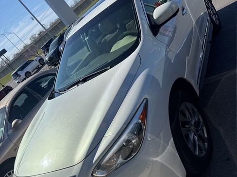 Used 2013 INFINITI JX35 Base w/ Premium Pkg image 6