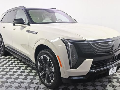 New 2026 Cadillac Escalade IQ Sport 1 w/ LPO, Floor Liner Package AWD/4WD image 8
