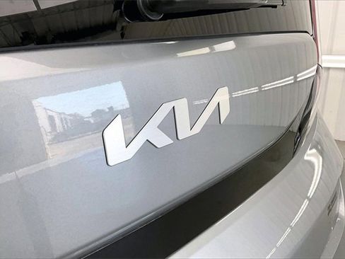 Used 2023 Kia Soul LX w/ LX Technology Package image 31