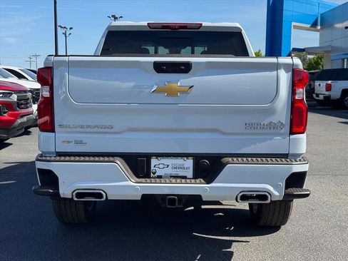 New 2026 Chevrolet Silverado 1500 High Country AWD/4WD image 4