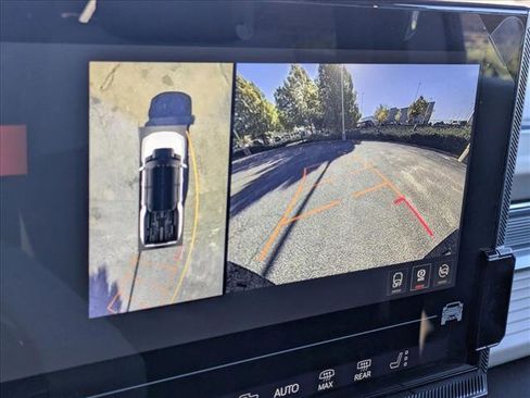 New 2026 GMC Hummer EV 2X image 12