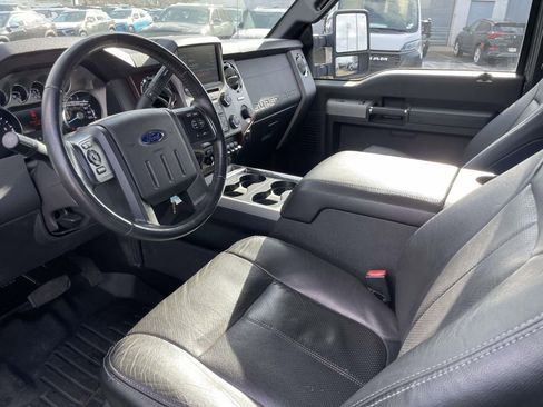 Used 2015 Ford F250 Lariat w/ Chrome Package image 13