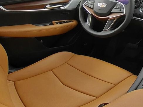 New 2025 Cadillac XT5 Premium Luxury w/ Technology Package image 12