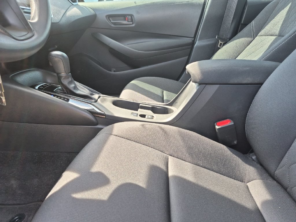 Used 2024 Toyota Corolla LE FWD image 10