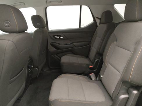 Used 2019 Chevrolet Traverse LT FWD image 18