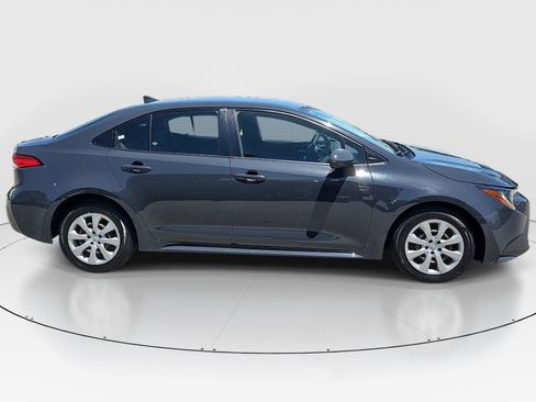 Used 2023 Toyota Corolla LE w/ Carpet Mat Package (TMS) FWD image 3