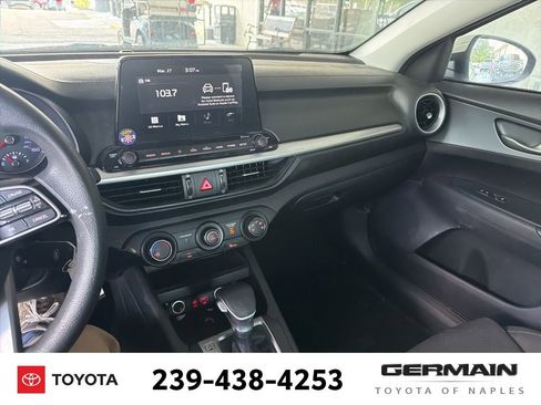 Used 2020 Kia Forte LXS image 14