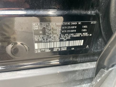 Used 2024 Toyota RAV4 TRD Off-Road w/ Weather Package AWD/4WD image 32