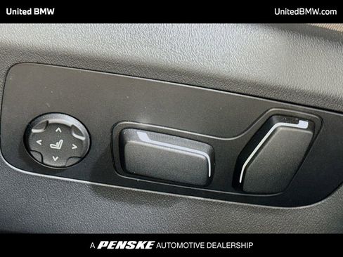 Used 2025 BMW i5 xDrive40 w/ Executive Package image 4